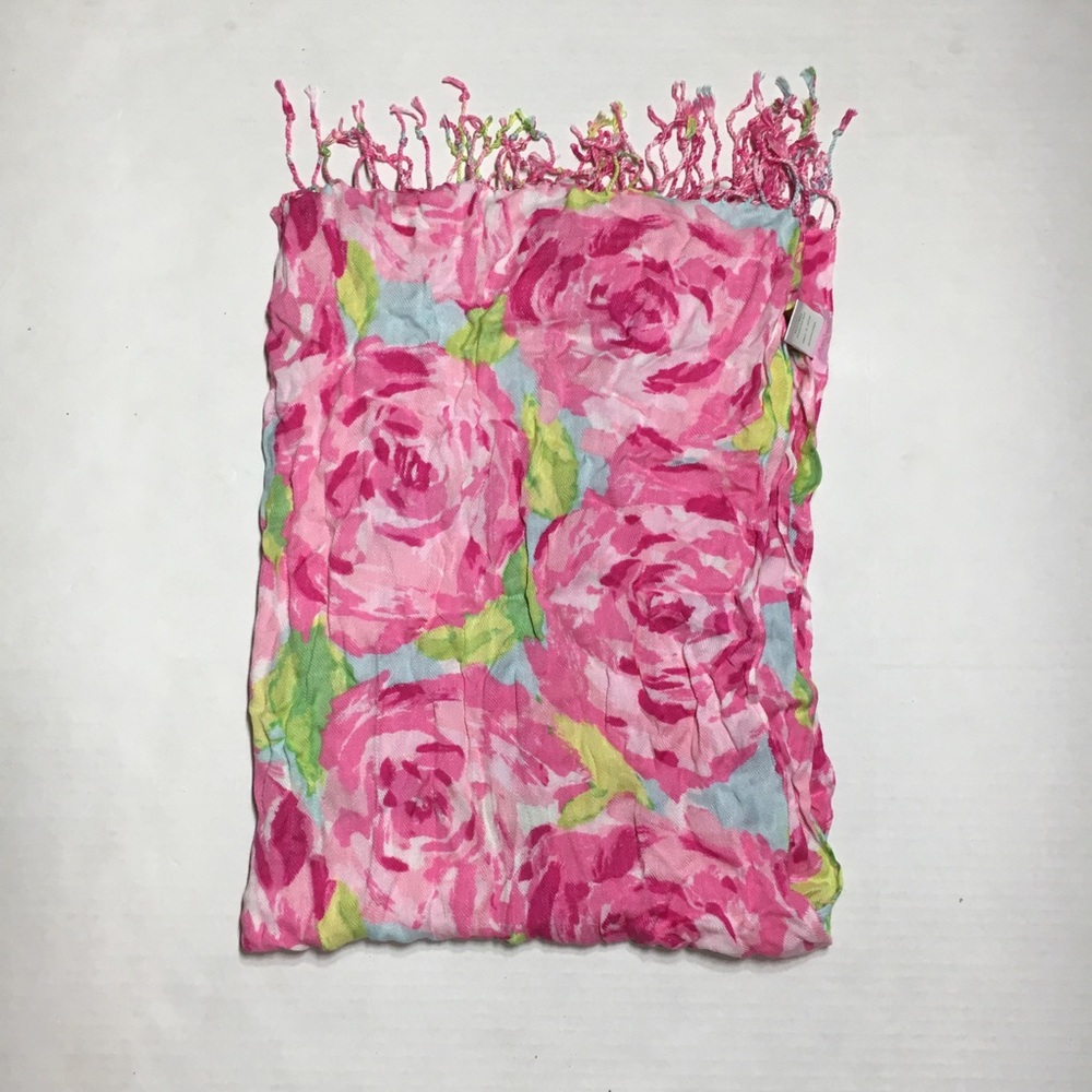 Lilly Pulitzer flower pattern scarf Never worn